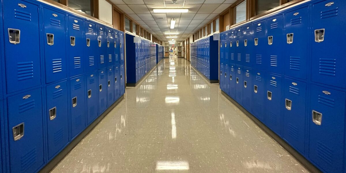 Image for article: Disconnect to Reconnect: New Jersey’s Push to Ban Cell Phones in Schools